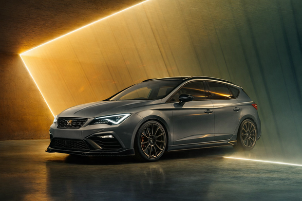 <h4><span style="text-decoration:underline">Résultats sans efforts</span></h4><h2>Viviez la performance. Vivez SHFTR</h2>